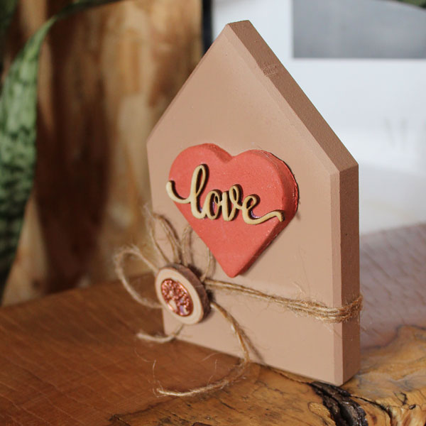 Επιτραπέζιο διακοσμητικό σπίτι με πύλινη καρδιά