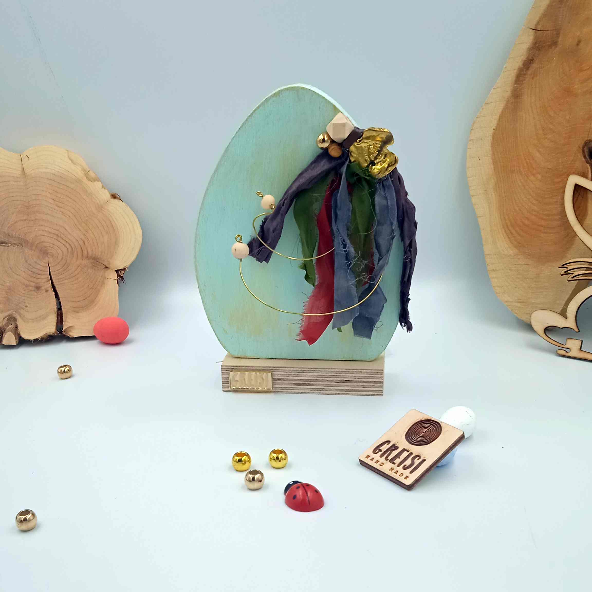 Ξύλινο αυγό μετάξι